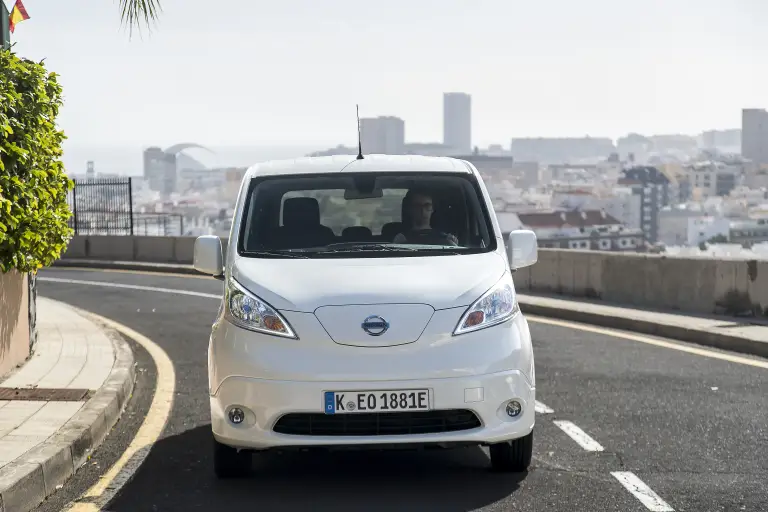 Nissan e-Van Sharing - 2