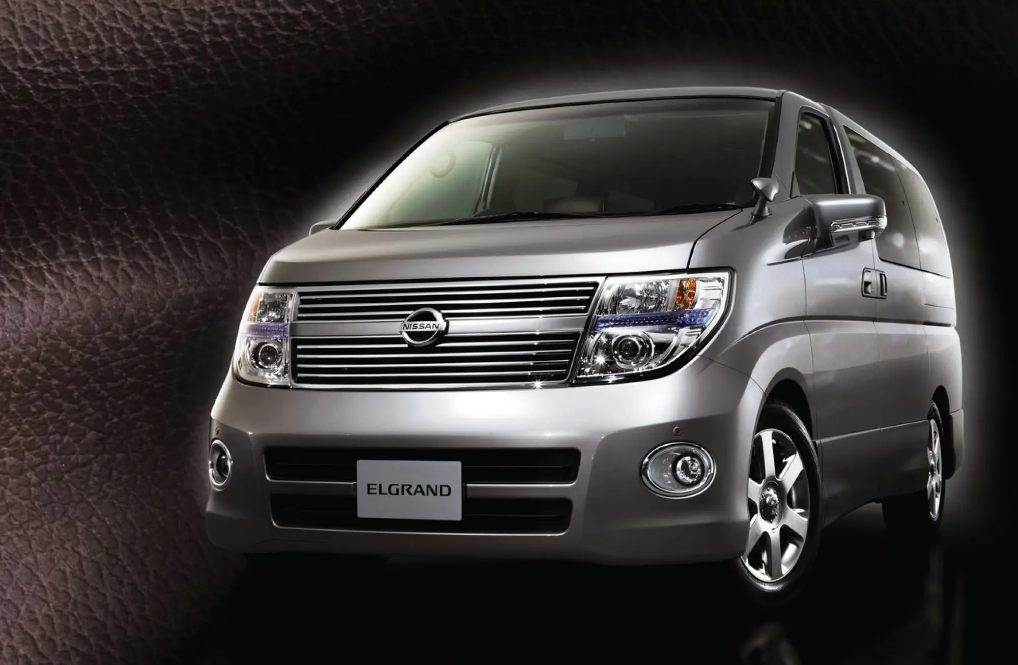 Nissan Elgrand 2010 - 1