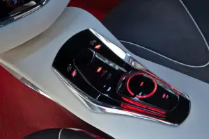 Nissan Ellure Concept - 10