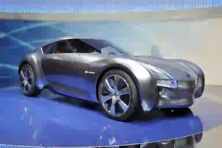 Nissan Esflow Sport Coupe' Concept - 4