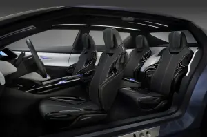 NISSAN Friend-ME Concept - 18