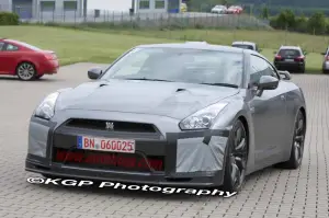 Nissan GT-R 2011