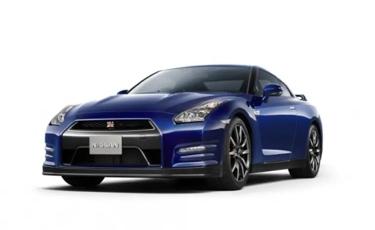 Nissan GT-R 2012 - 7