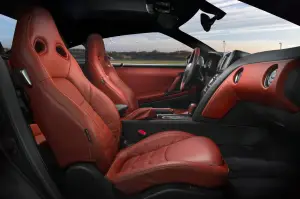 Nissan GT-R (2013) - 5