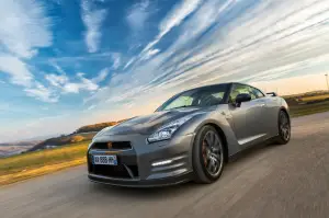 Nissan GT-R (2013) - 14