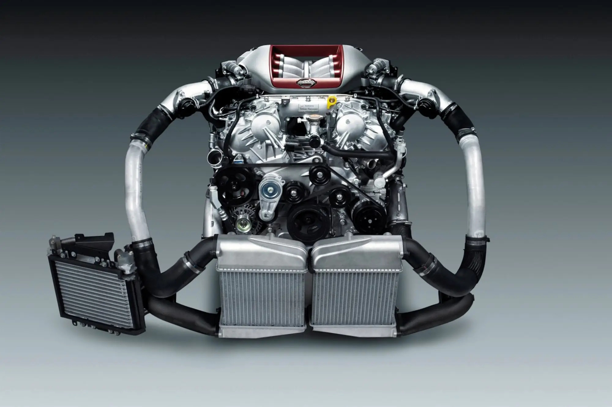 Nissan GT-R 2014 - 27