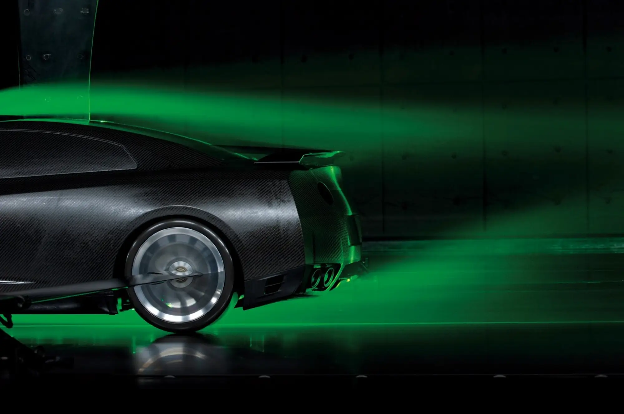 Nissan GT-R 2014 - 29