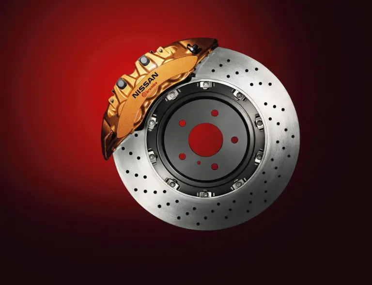 Nissan GT-R 2014 - 37
