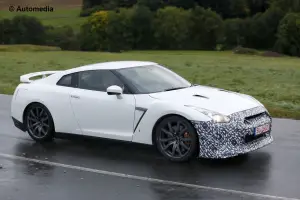 Nissan GT-R 2017 - foto spia (ottobre 2014) - 3