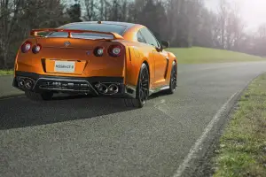 Nissan GT-R MY 2017 - 41