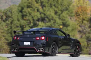 Nissan GT-R Nismo 2015 - 12