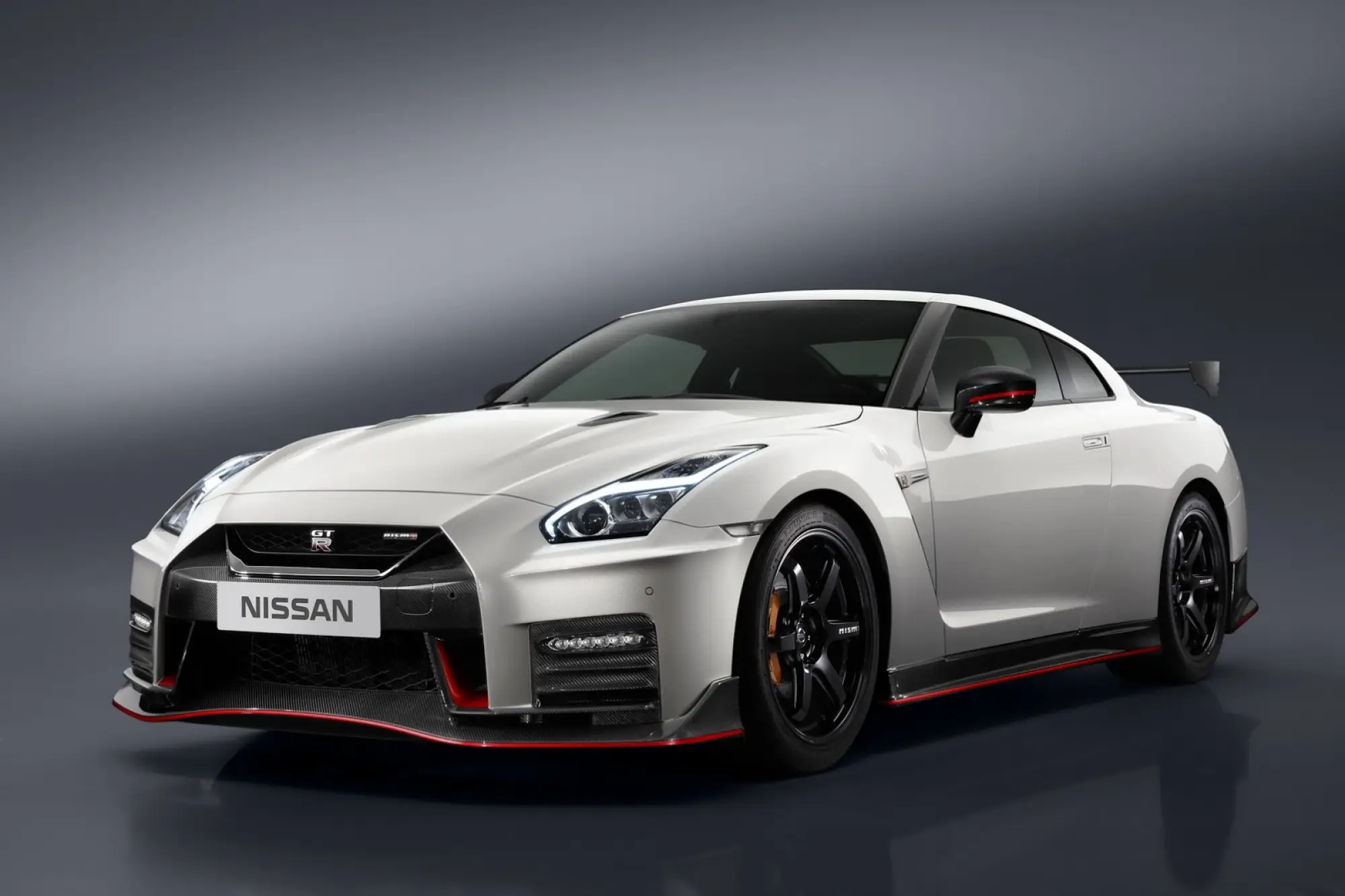 Nissan GT-R Nismo 2017 - 2