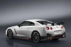 Nissan GT-R Nismo 2017 - 3