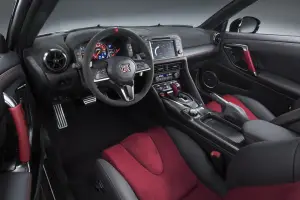 Nissan GT-R Nismo 2017 - 9