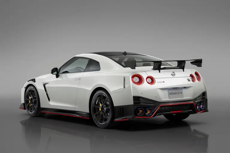 Nissan GT-R Nismo 2020 - Le prime immagini  - 8