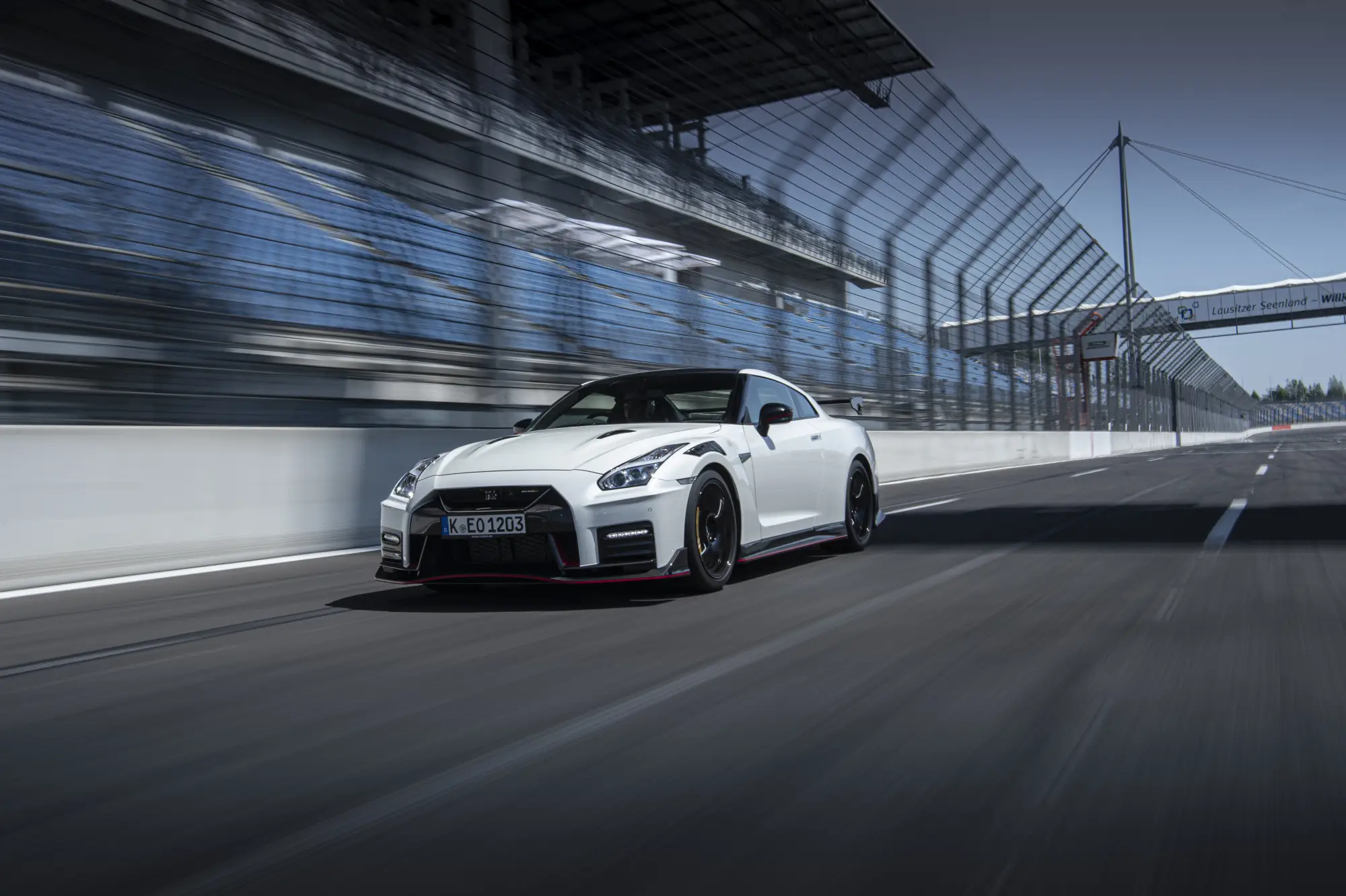 Nissan GT-R Nismo 2020 - 50