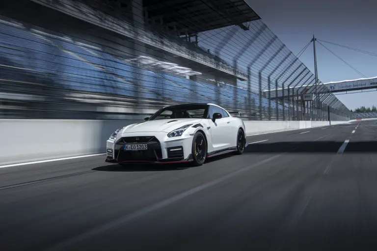 Nissan GT-R Nismo 2020 - 50