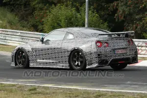 Nissan GT-R Nismo - Foto spia 05-09-2013