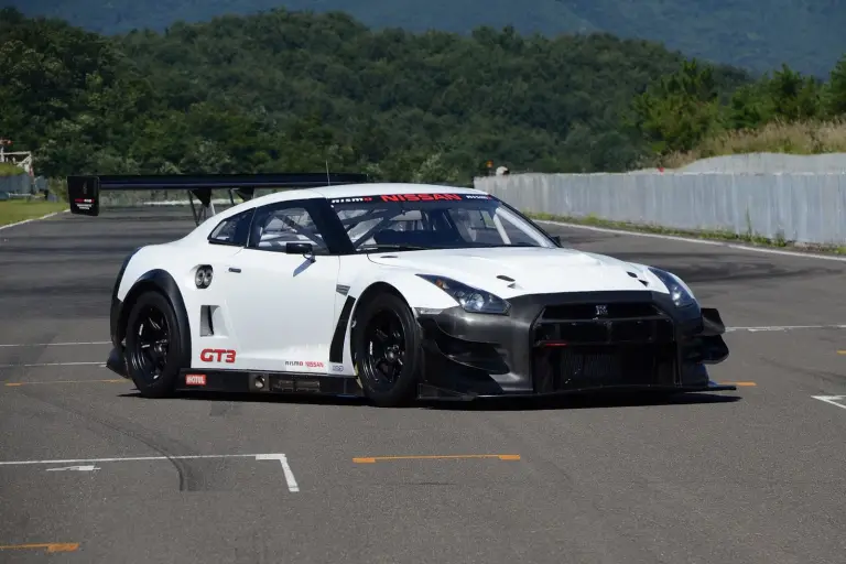 Nissan GT-R NISMO GT3 - 5