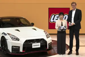 Nissan GT-R Nismo - Lego