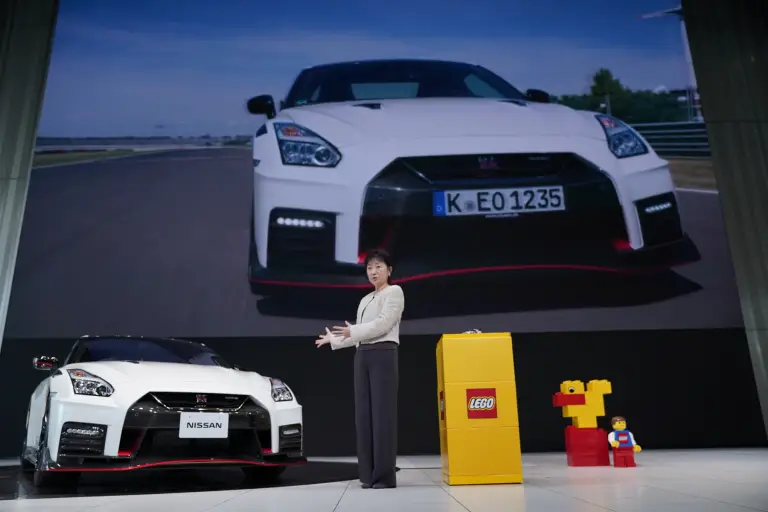 Nissan GT-R Nismo - Lego - 18