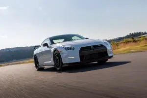 Nissan GT-R Nismo - 42