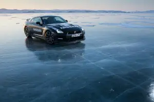 Nissan GT-R - Record sul ghiaccio - 8