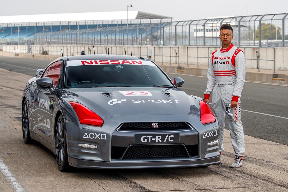 Nissan GT-R /C