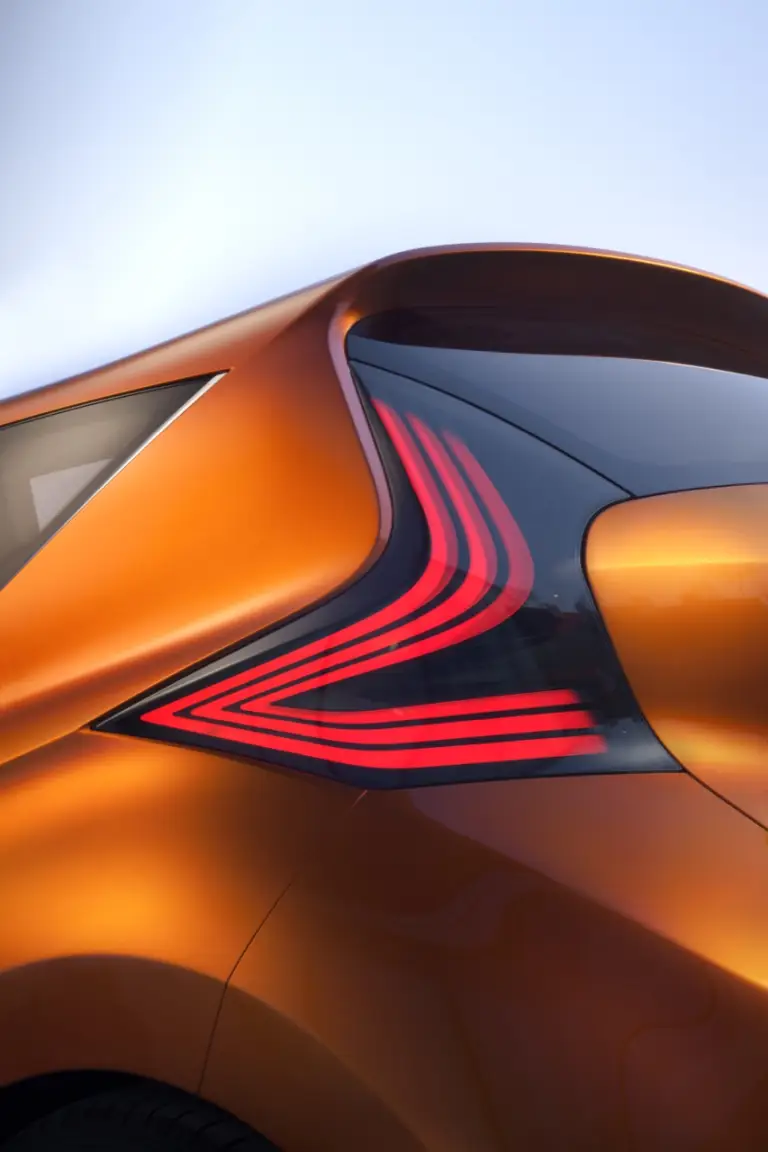 Nissan Invitation Concept - Nuove foto ufficiali - 15