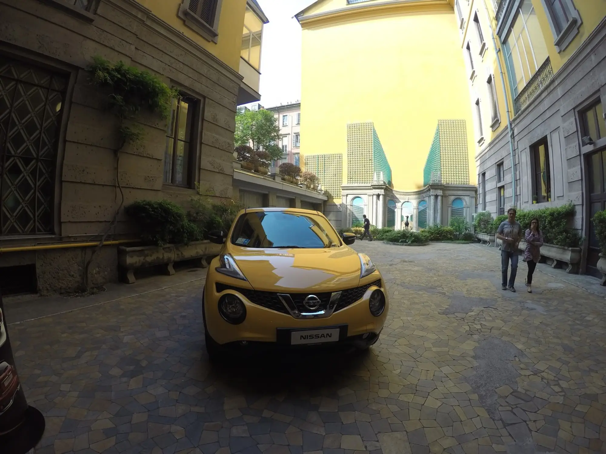 Nissan Juke Crossover Sounds - 2