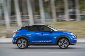 Nissan Juke Hybrid strade italiane - Foto