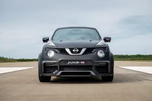 Nissan Juke-R 2.0