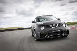 Nissan Juke-R 2.0