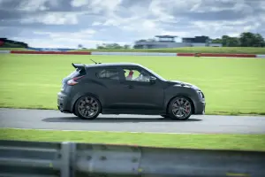 Nissan Juke-R 2.0