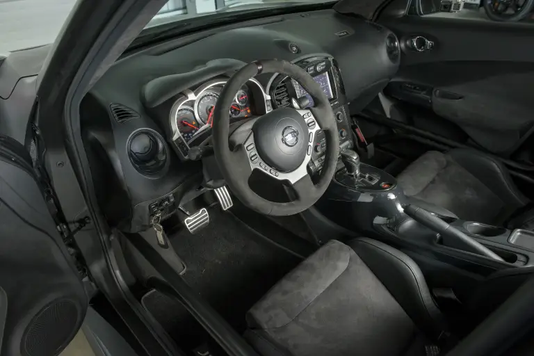 Nissan Juke-R 2.0 - 59