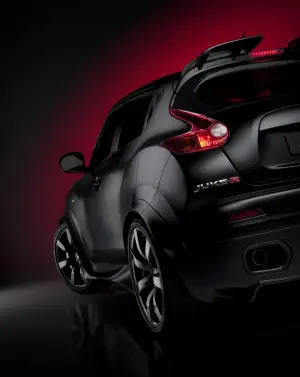 Nissan Juke-R - 2