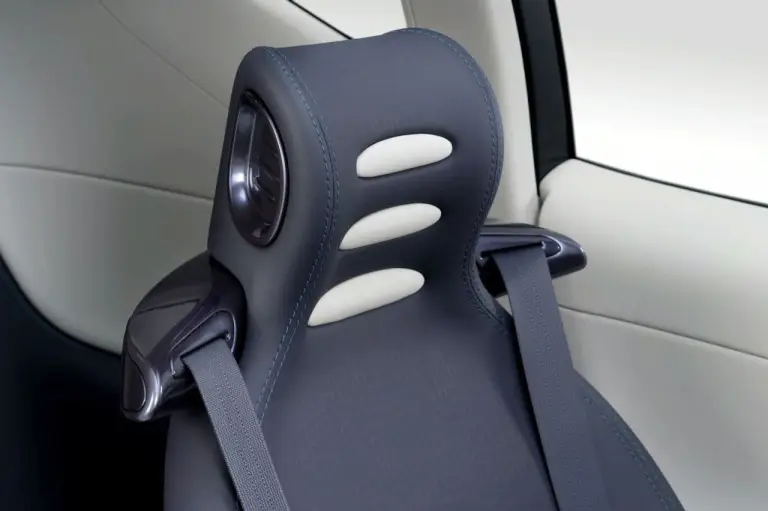 Nissan Land Glider Concept - 4