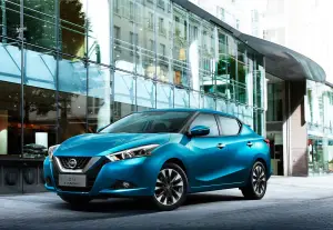 Nissan Lannia