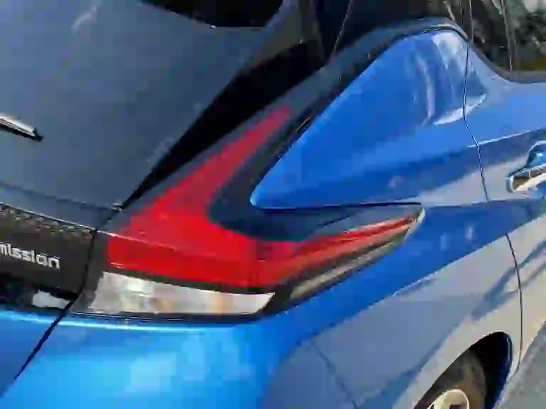 NISSAN LEAF 10 ANNIVERSARIO - PROVA SU STRADA - 10