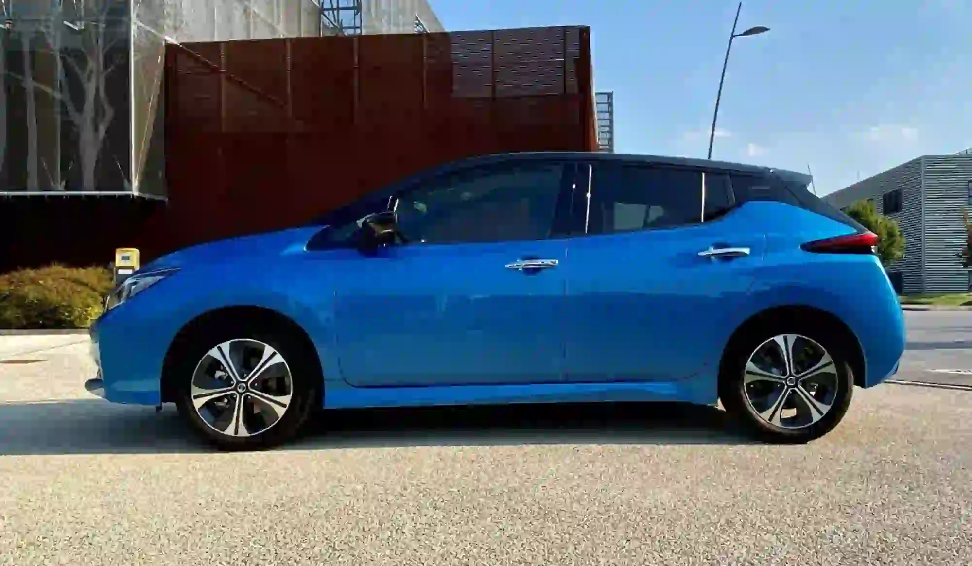 NISSAN LEAF 10 ANNIVERSARIO - PROVA SU STRADA - 26