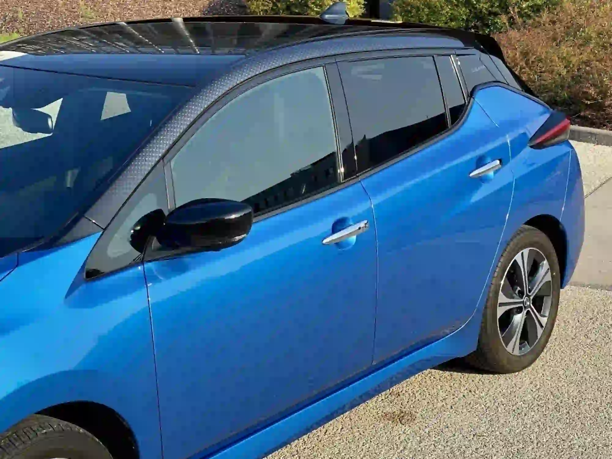 NISSAN LEAF 10 ANNIVERSARIO - PROVA SU STRADA - 35