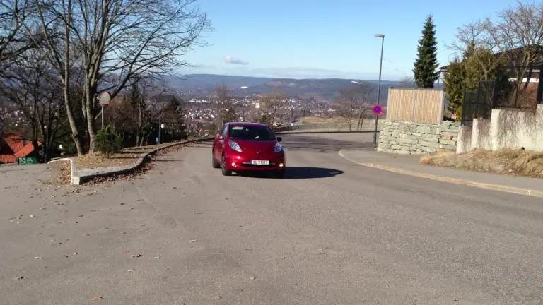 Nissan Leaf 2013 - Primo contatto - 22