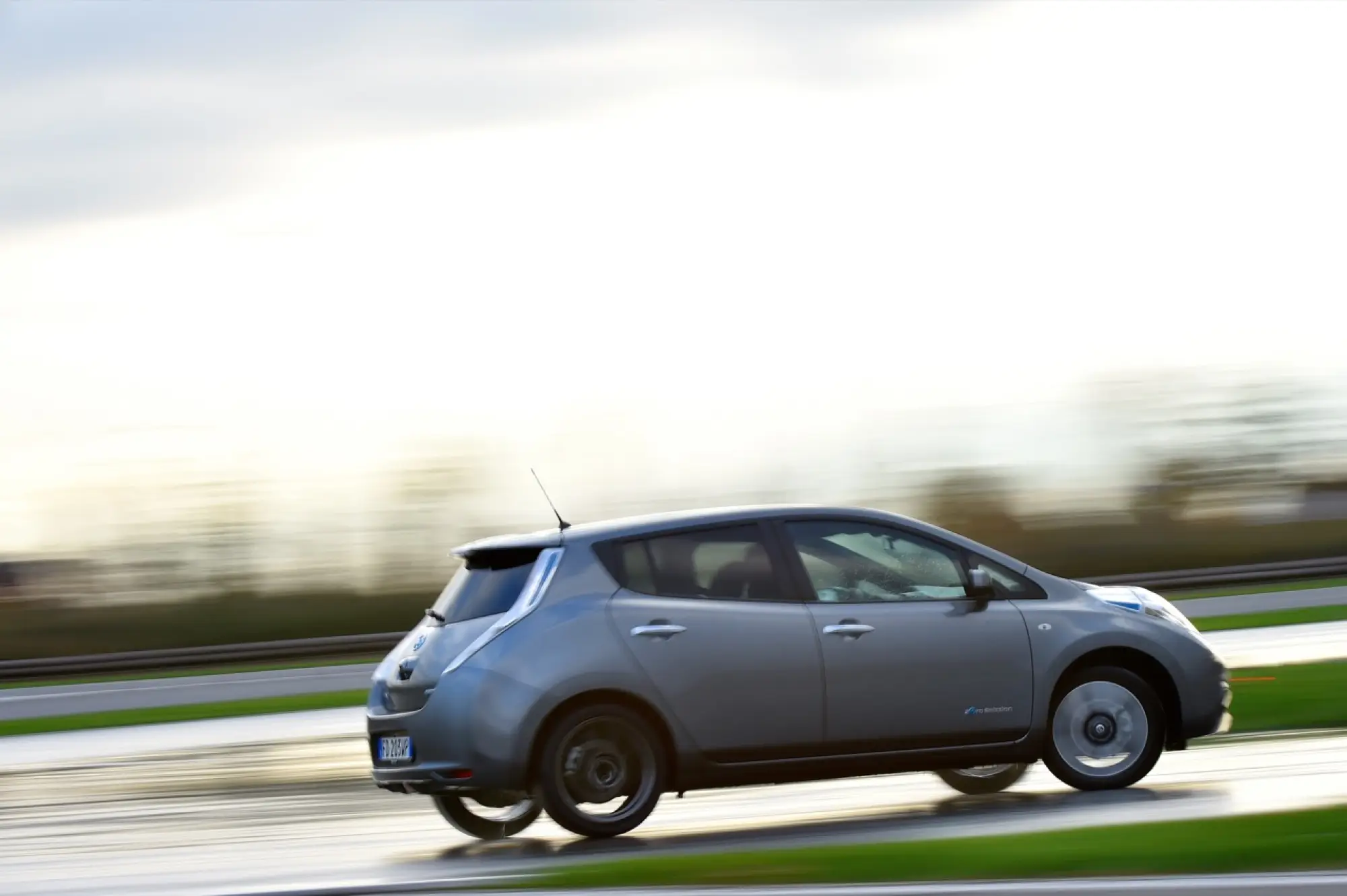 Nissan LEAF - Drift - 3