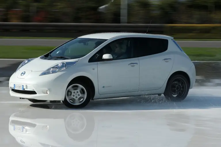 Nissan LEAF - Drift - 19