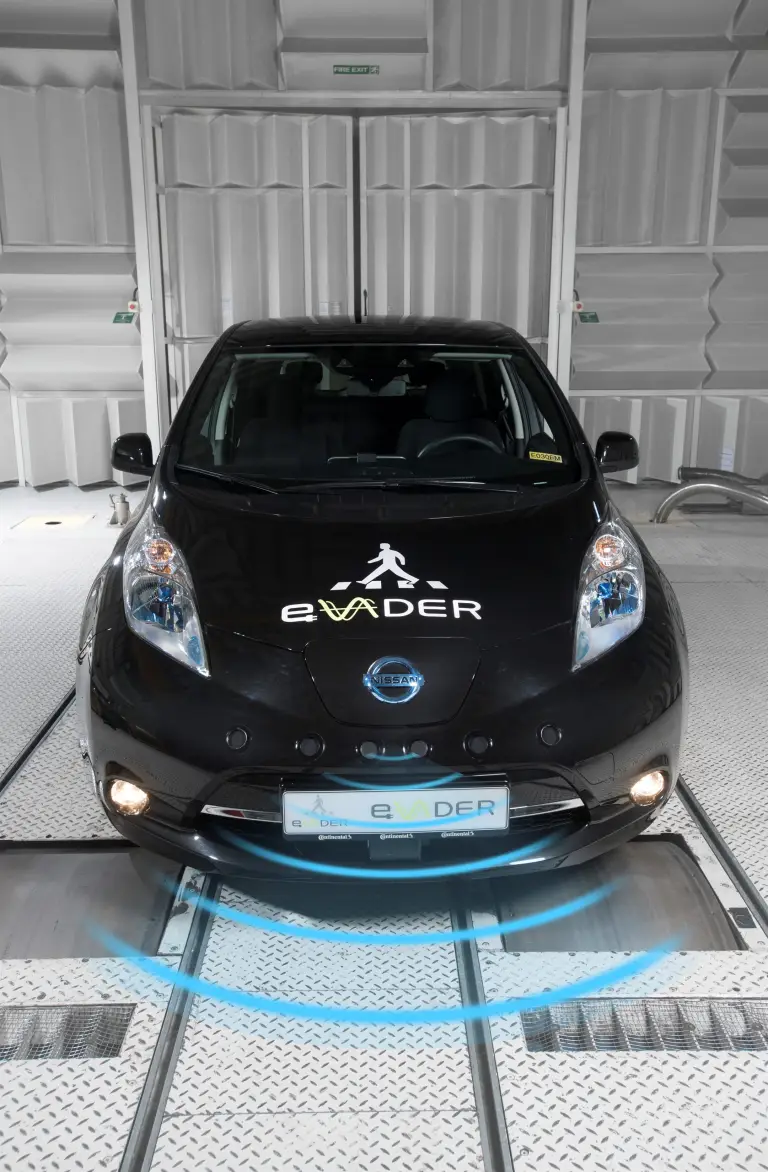 Nissan LEAF eVADER - 4