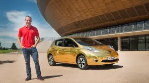 Nissan Leaf Gold