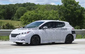 Nissan Leaf MY 2018 - Foto spia 23-06-2017