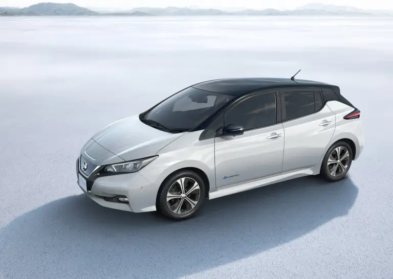 Nissan Leaf MY 2018 - 23