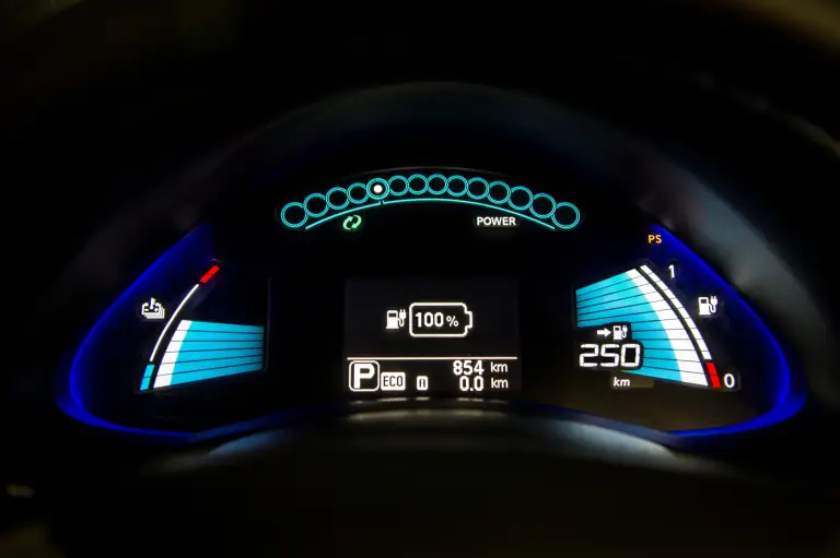 Nissan Leaf MY2016 - 8