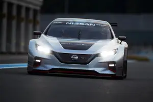 Nissan Leaf Nismo RC - 3